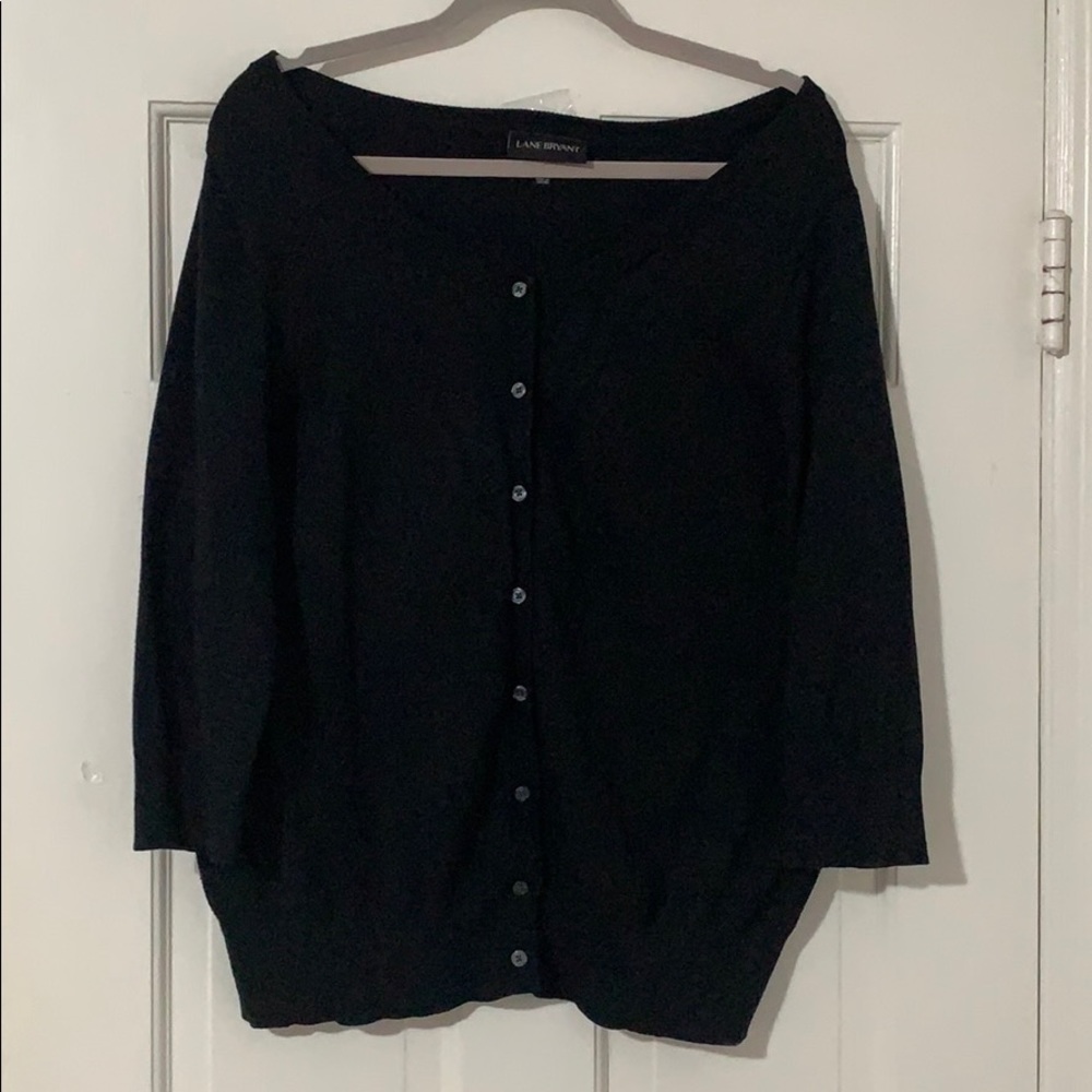 Closet staple: 🌈 Black Cardigan Sz 18/20